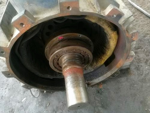 地擊導(dǎo)致燒毀電機